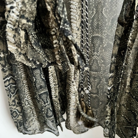 Snake Sprint Zara Blouse with Tassels - size XS - Picture 5 of 6